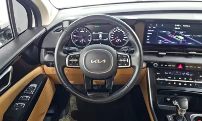 Kia Canival 2023, 85467 км, за 16156.36 USD - фото 12