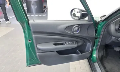 MINI Clubman 2020, 84715 км, за 12307.09 USD - фото 24