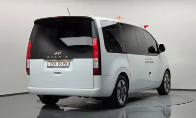 Hyundai Staria 2022, 82007 км, за 16865.27 USD