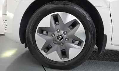 Hyundai Staria 2022, 82007 км, за 16865.27 USD