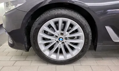 BMW 5-Series 2020, 74456 км, за 15526.92 USD