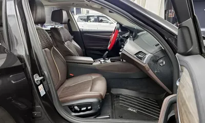 BMW 5-Series 2020, 74456 км, за 15526.92 USD - фото 11