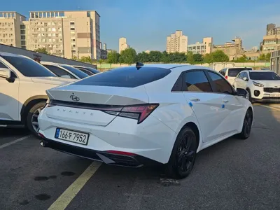 Hyundai Avante 2023, 51422 км, за 13653.67 USD