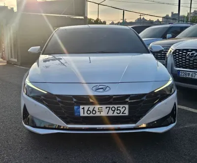 Hyundai Avante 2023, 51422 км, за 13653.67 USD