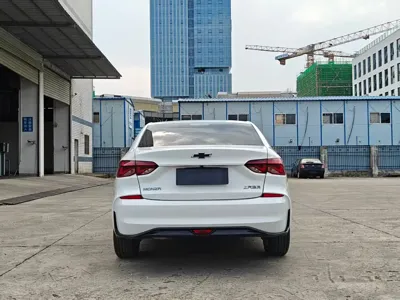 Chevrolet Monza 2022, 9000 км, за 9240.55 USD - фото 6