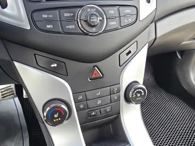 ChevroletGMDaewoo Cruze 2016, 106641 км, за 2297.49 USD - фото 13
