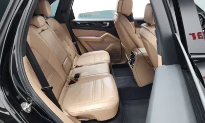 Porsche Cayenne 2020, 112258 км, за 39654.97 USD - фото 11