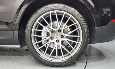 Porsche Cayenne 2020, 112258 км, за 39654.97 USD - фото 21