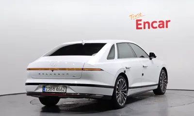 Hyundai Grandeur 2024, 41755 км, за 27627.89 USD