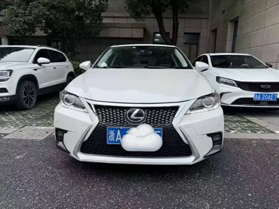 Lexus CT 2017, 110000 км, за 10019.29 USD