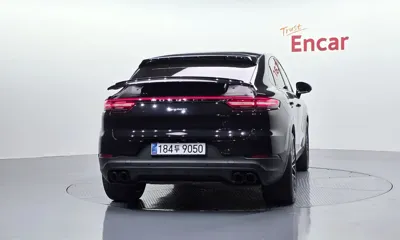 Porsche Cayenne 2020, 73392 км, за 50380.27 USD