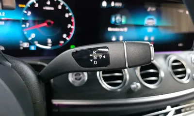 Mercedes-Benz E-Class 2023, 38003 км, за 25928.84 USD - фото 17