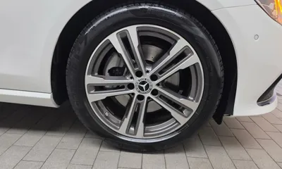 Mercedes-Benz E-Class 2023, 38003 км, за 25928.84 USD - фото 21