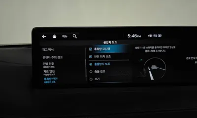 Genesis GV70 2021, 72773 км, за 22974.92 USD - фото 30
