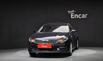 Kia K5 2016, 153775 км, за 5033.11 USD