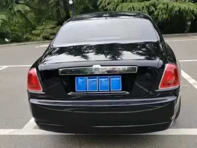 Rolls-Royce Ghost 2014, 88000 км, за 188875.7 USD