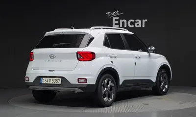 Hyundai Venue 2022, 30982 км, за 15335.81 USD