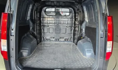 Hyundai Staria 2022, 171801 км, за 10765.39 USD - фото 20