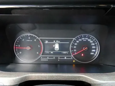 Kia Sorento 2021, 119679 км, за 12945.63 USD - фото 9