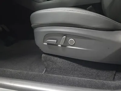 Tesla Model Y 2025, 600 км, за 23440 USD - фото 13