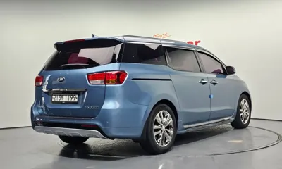 Kia Canival 2016, 132367 км, за 7615.89 USD