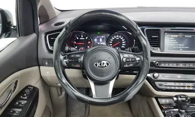 Kia Canival 2016, 132367 км, за 7615.89 USD - фото 13
