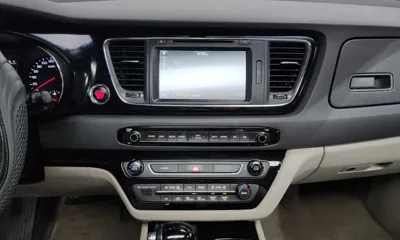 Kia Canival 2016, 132367 км, за 7615.89 USD - фото 14