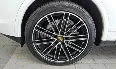 Porsche Cayenne 2017, 116068 км, за 23690.43 USD