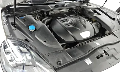 Porsche Cayenne 2017, 116068 км, за 23690.43 USD - фото 6