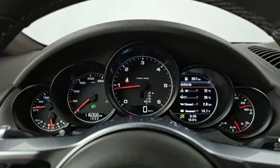 Porsche Cayenne 2017, 116068 км, за 23690.43 USD - фото 8