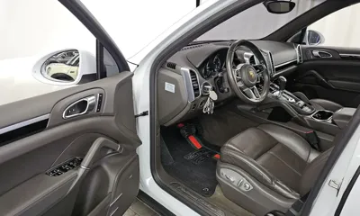 Porsche Cayenne 2017, 116068 км, за 23690.43 USD - фото 10