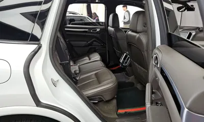 Porsche Cayenne 2017, 116068 км, за 23690.43 USD - фото 12