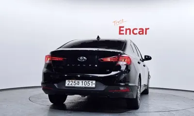 Hyundai Avante 2019, 151667 км, за 4951.09 USD