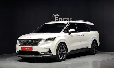 Kia Canival · 2023 год