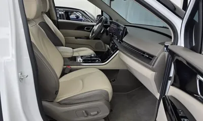 Kia Canival 2023, 78858 км, за 19478.84 USD - фото 26