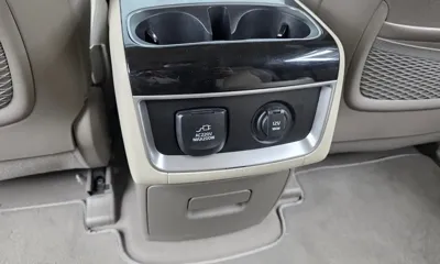 Kia Canival 2023, 78858 км, за 19478.84 USD - фото 32