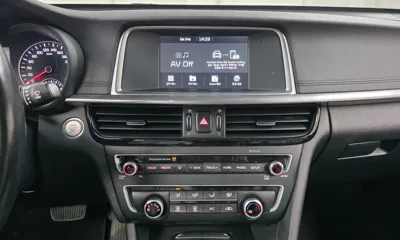 Kia K5 2020, 112897 км, за 6175.65 USD - фото 14