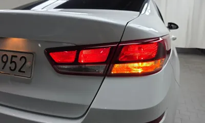 Kia K5 2020, 112897 км, за 6175.65 USD - фото 23