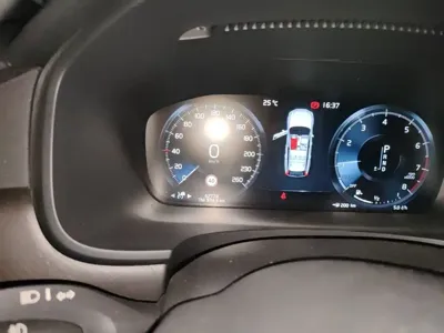 Volvo V90 2017, 62699 км, за 22041.95 USD
