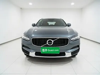 Volvo V90 2017, 62699 км, за 22041.95 USD - фото 24