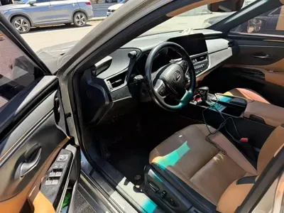 Lexus ES 2022, 70000 км, за 19920.48 USD - фото 6