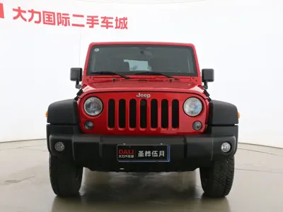 Jeep Wrangler 2016, 128000 км, за 20413.27 USD