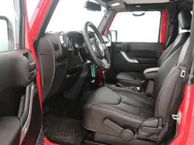 Jeep Wrangler 2016, 128000 км, за 20413.27 USD