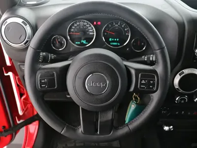 Jeep Wrangler 2016, 128000 км, за 20413.27 USD