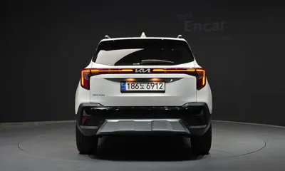 Kia Seltos 2023, 31190 км, за 15819.88 USD