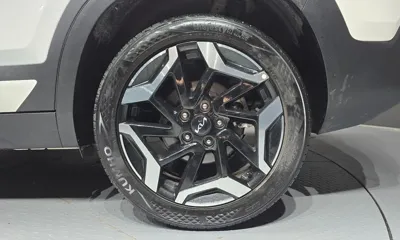 Kia Seltos 2023, 31190 км, за 15700.33 USD - фото 21