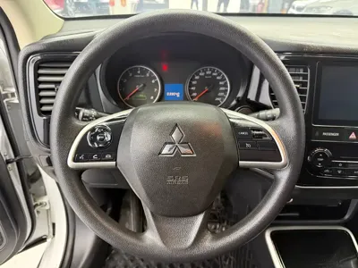 Mitsubishi Outlander 2022, 39100 км, за 12966.37 USD - фото 15