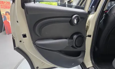 MINI Cooper 2019, 122010 км, за 5016.29 USD - фото 25