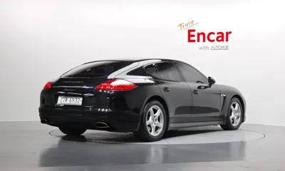 Porsche Panamera 2011, 117376 км, за 11100.1 USD