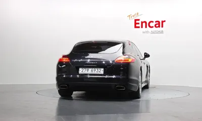 Porsche Panamera 2011, 117376 км, за 11100.1 USD